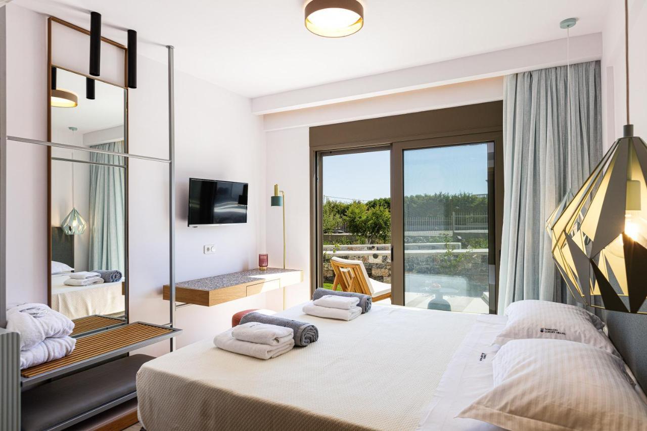 Terrazzo Luxury Villas Pigianos Kampos  Екстер'єр фото